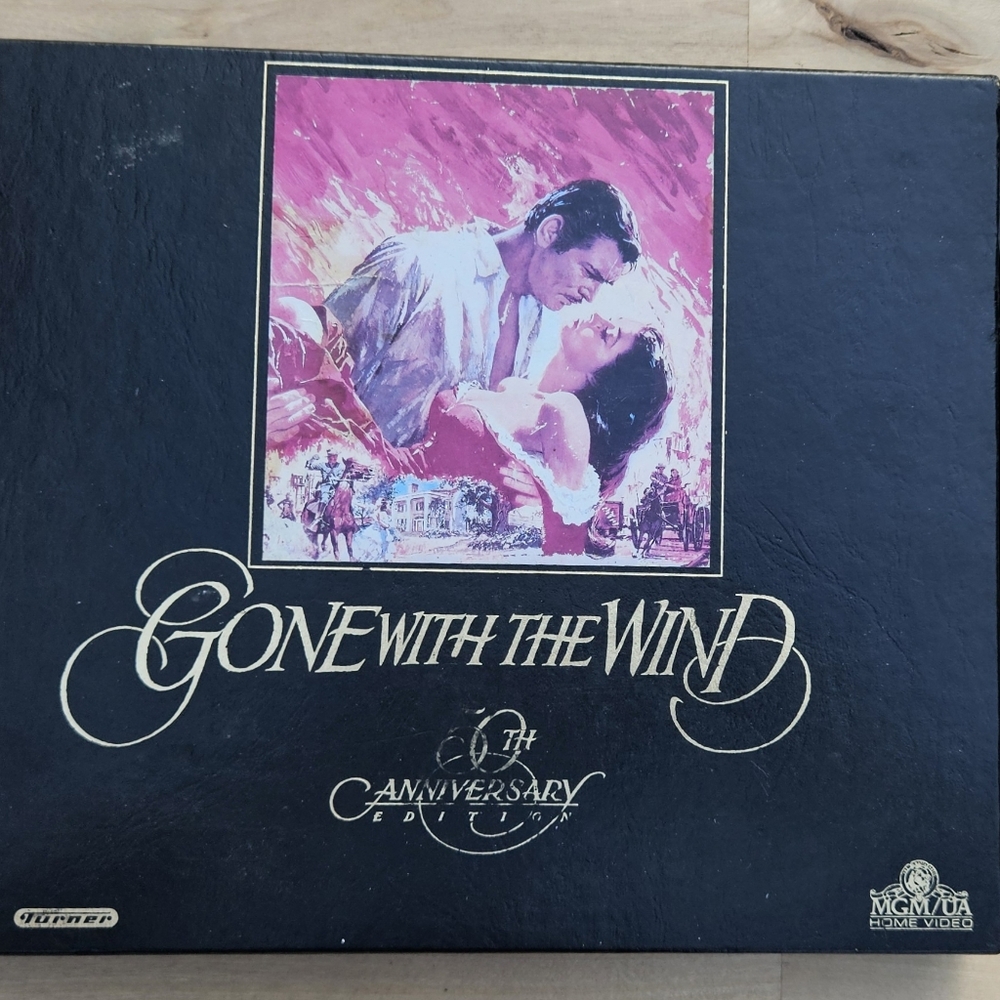 Gone With The Wind MGM Home Video 2 Tape VHS Deluxe Edition Box Set 1985